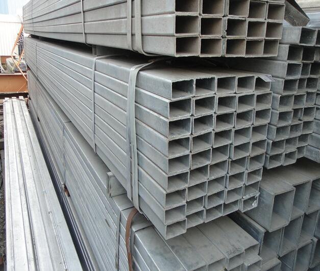 ��Ƕ�п����